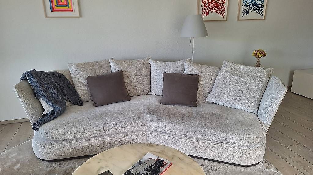 Divani: Maxalto Sofa "Apollo"  Neuwert: CHF 12'000 – Usato da Thalwil venduto da sho_y9gm