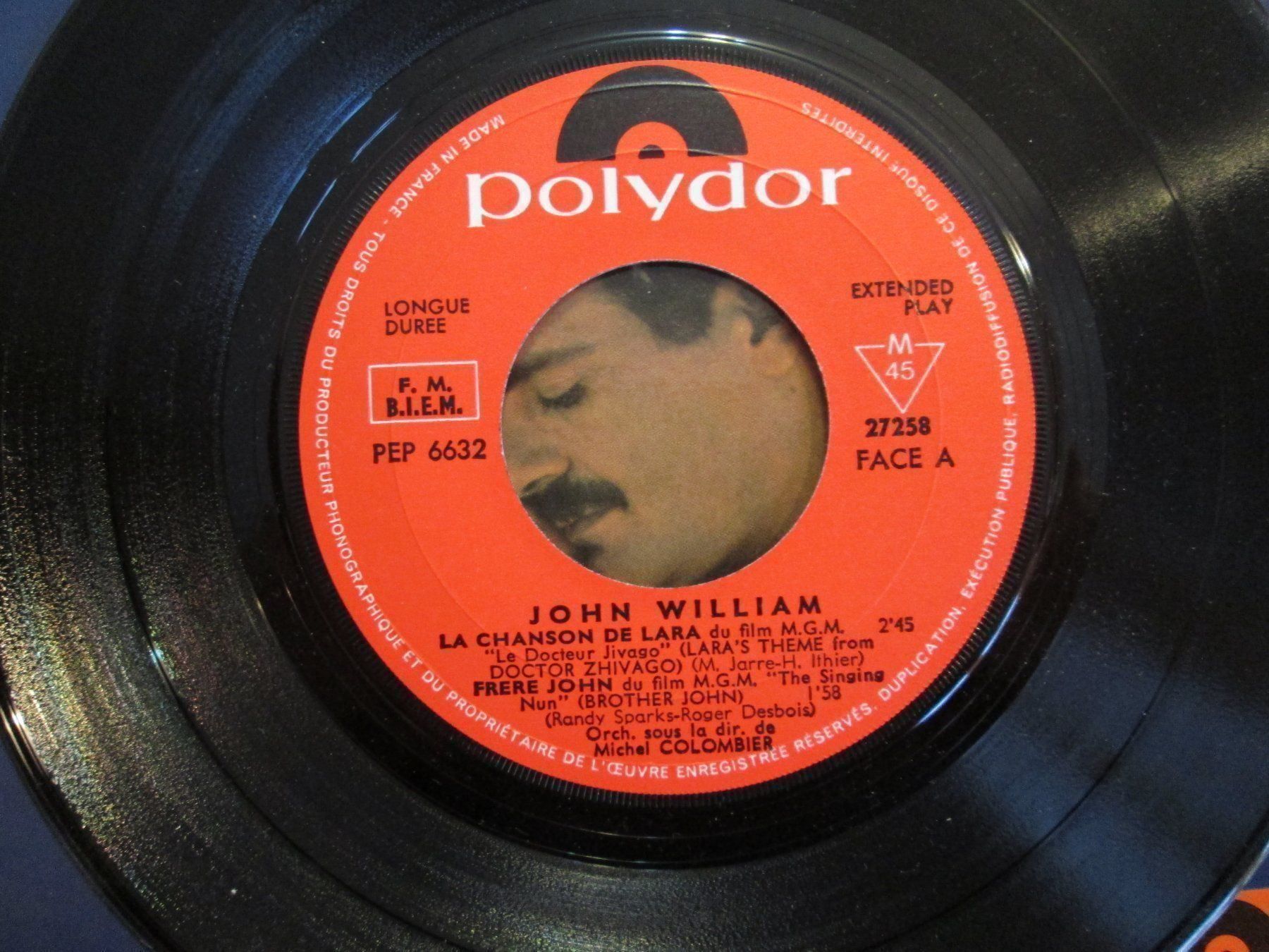 Dischi in vinile: Vinyle 45T John William - La Chanson de Lara – Usato da la Chaux-de-Fonds venduto da Lampe 1