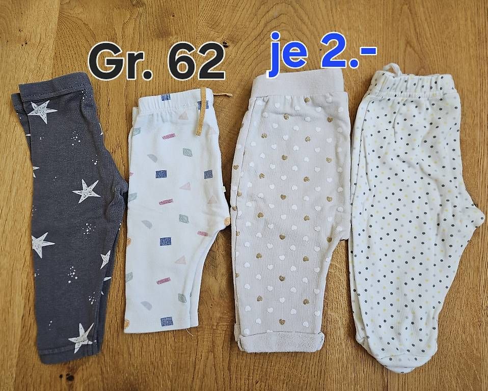 Lotti & Set di vestiti: Kleiderpaket Mädchen Gr. 62/68 – Usato da Buttwil venduto da Bezzy1 2