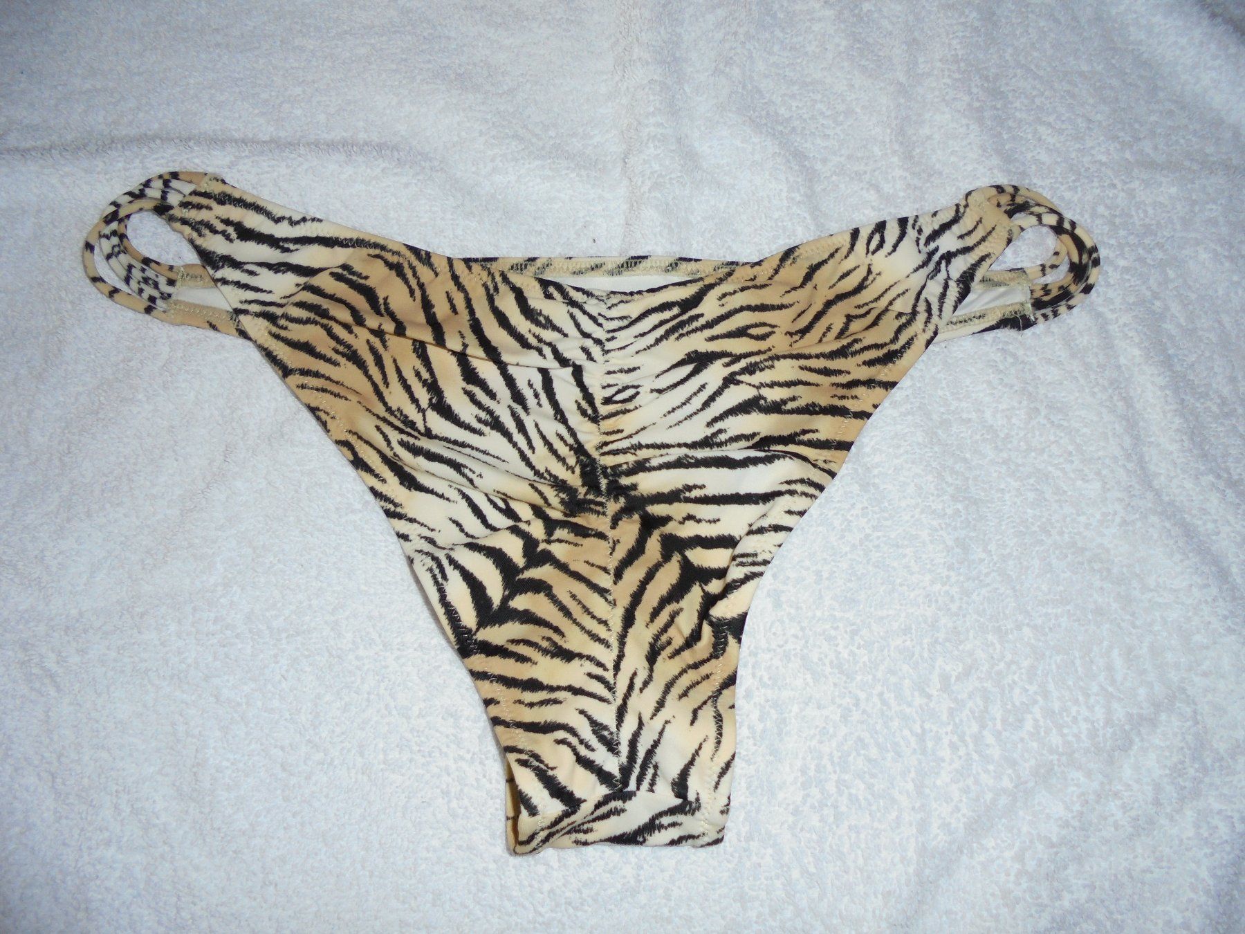 Victoria's Secret Costumi da bagno & Bikini: VICTORIA'S SECRET BIKINI-HOSE GRÖSSE M – Nuovo e nell'imballaggio originale da Aarau Rohr venduto da PinkSchwein 3