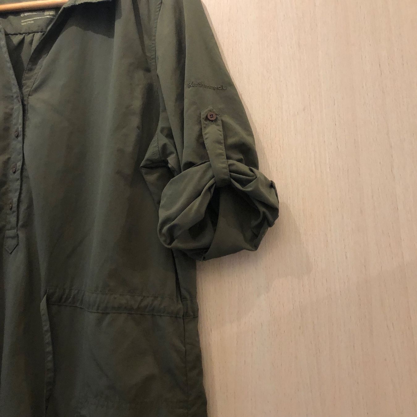 Vestiti: KLEID – Usato da Zürich venduto da heb_c9cj 1