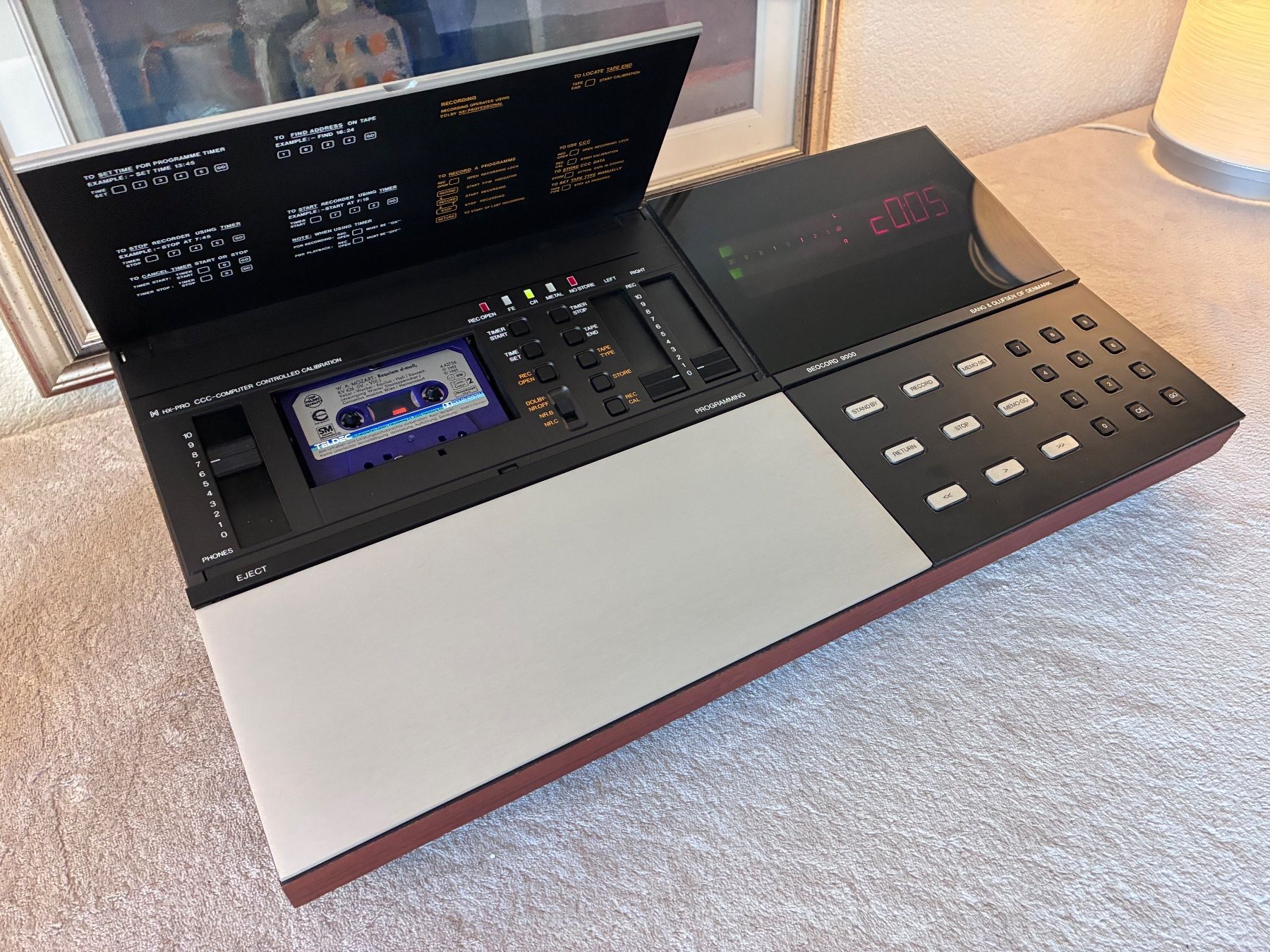 Bang & Olufsen Registratori: B&O cassette player Beocord 9000 . – Usato da Zürich venduto da HiFiAtelier 4