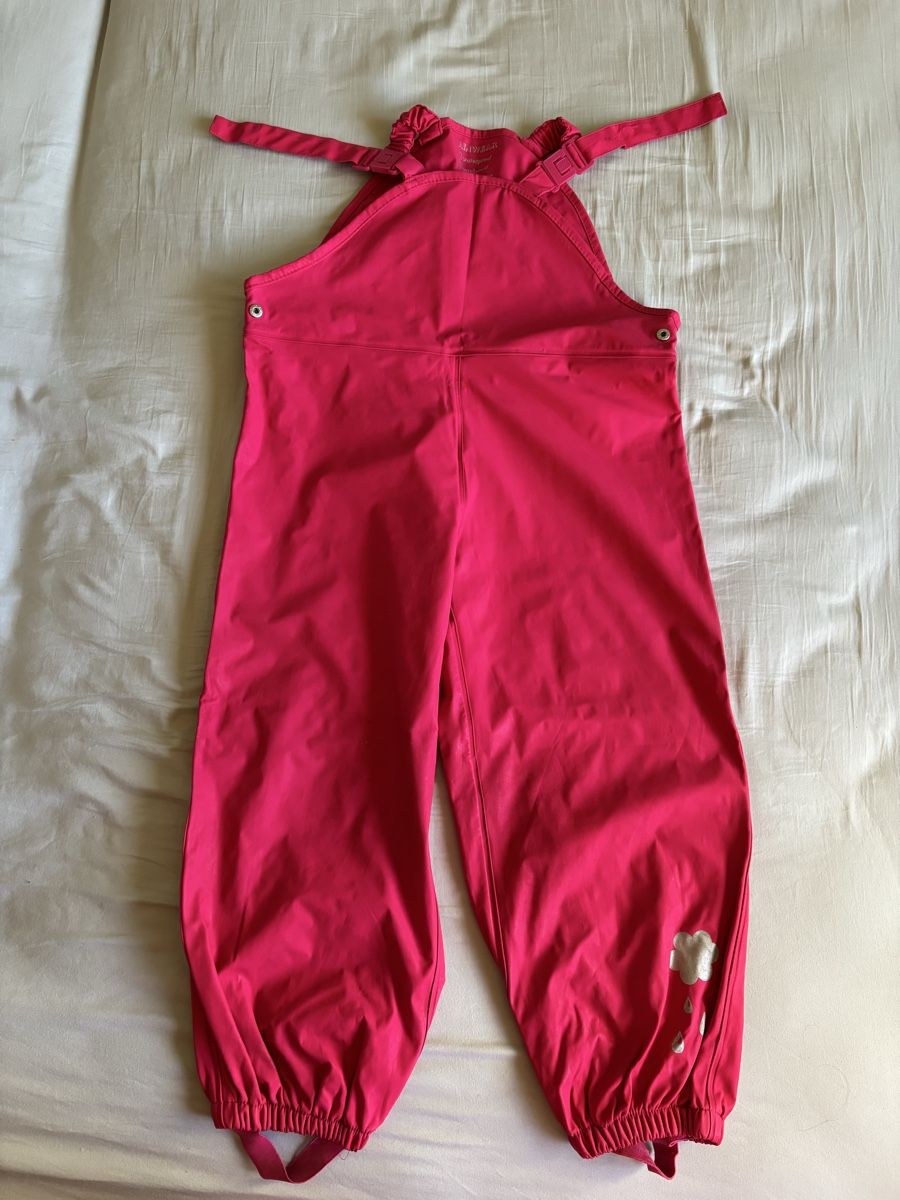 Lotti & Set di vestiti: Regenanzug Gr.116-122 – Usato da Effretikon venduto da evezh 3
