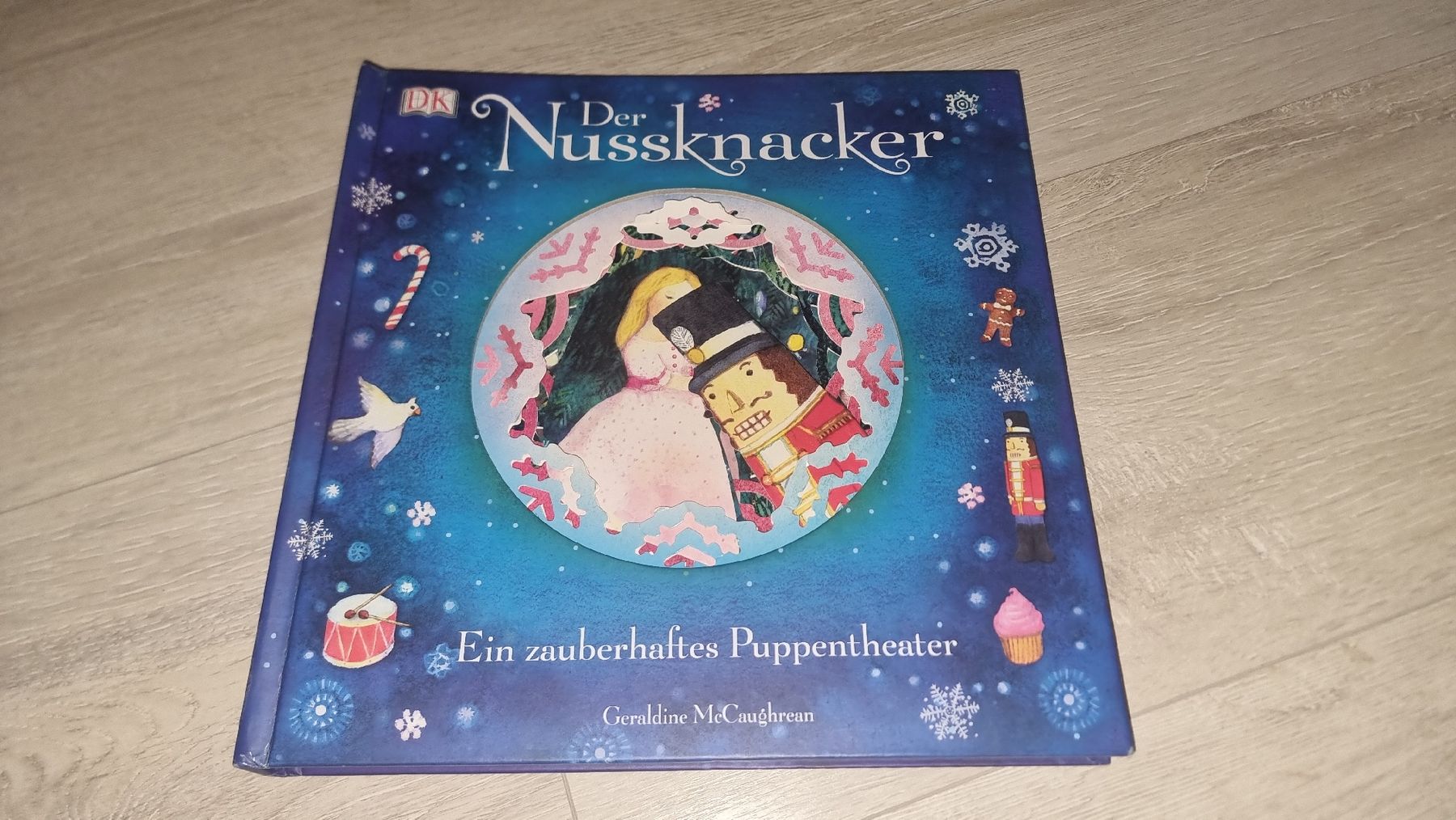 Bücher: Der Nussknacker: Ein zauberhaftes Weihnachtsbuch – Gebraucht aus Wigoltingen von Zuckerfee84