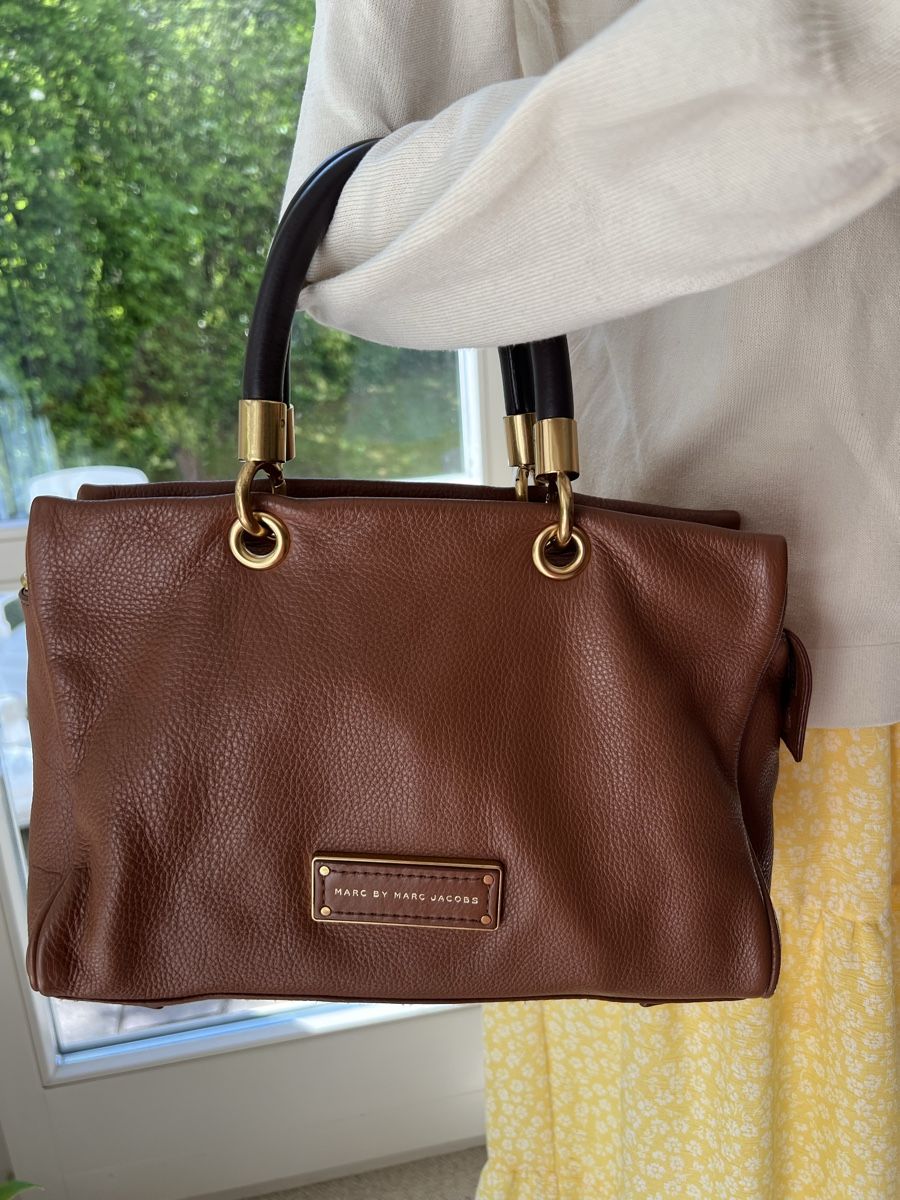 Marc Jacobs Borse da donna: Marc by Marc Jacobs Tasche Braun Top Zustand – Usato da Zürich venduto da ClosetKTT