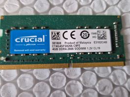 Crucial  4GB  DDR4