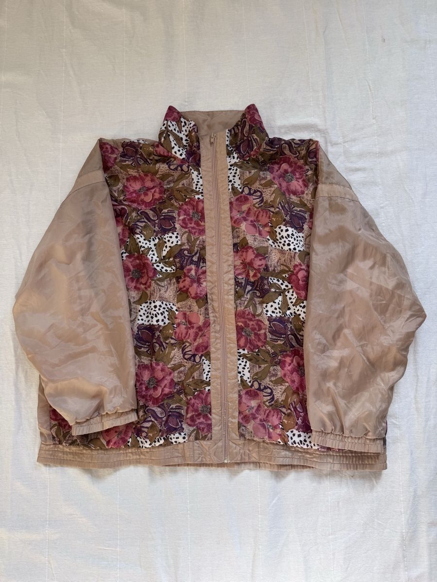 Giacche: Vintage floral jacket – Usato da Zürich venduto da cam_kcc7