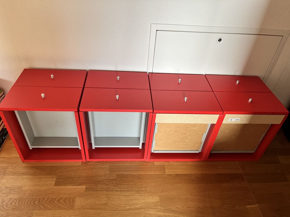 Scaffali: 4 Kallax Schubladenelemente rot modular – Usato da Lichtensteig venduto da jumisajoja 3