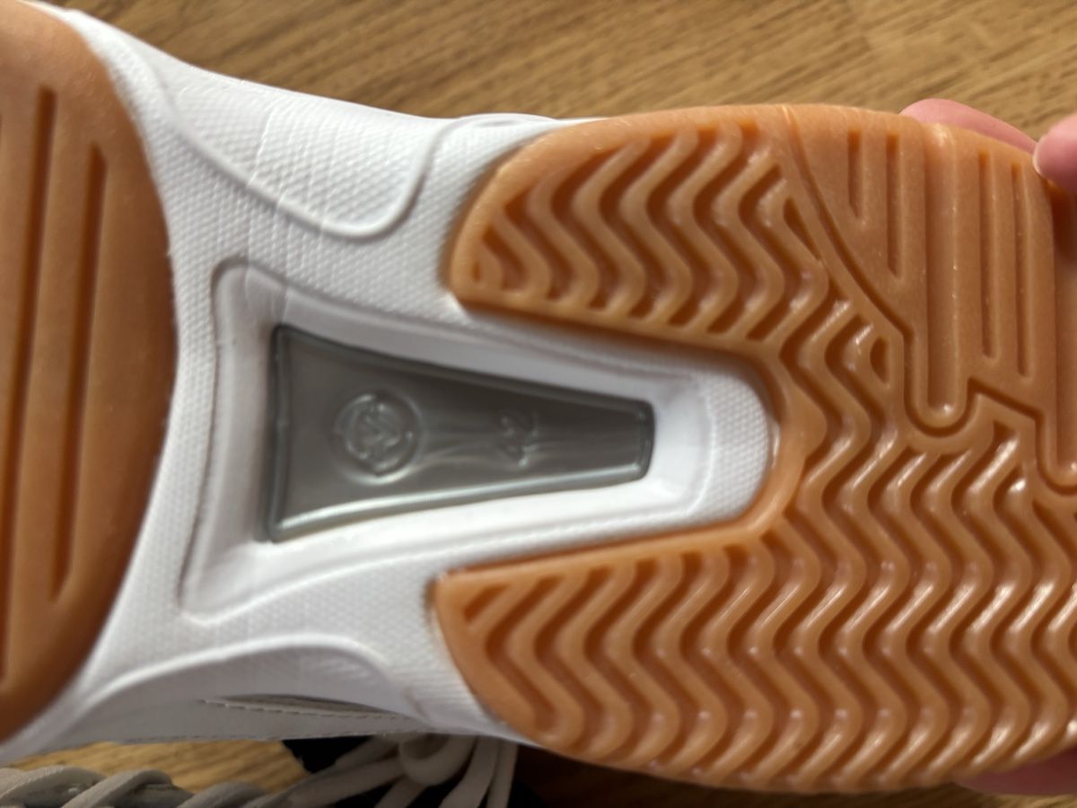 Victory Herrenschuhe: Hallenschuhe Grösse 42 Neu – Neu und originalverpackt aus Kirchberg SG von lar_8mw6 6