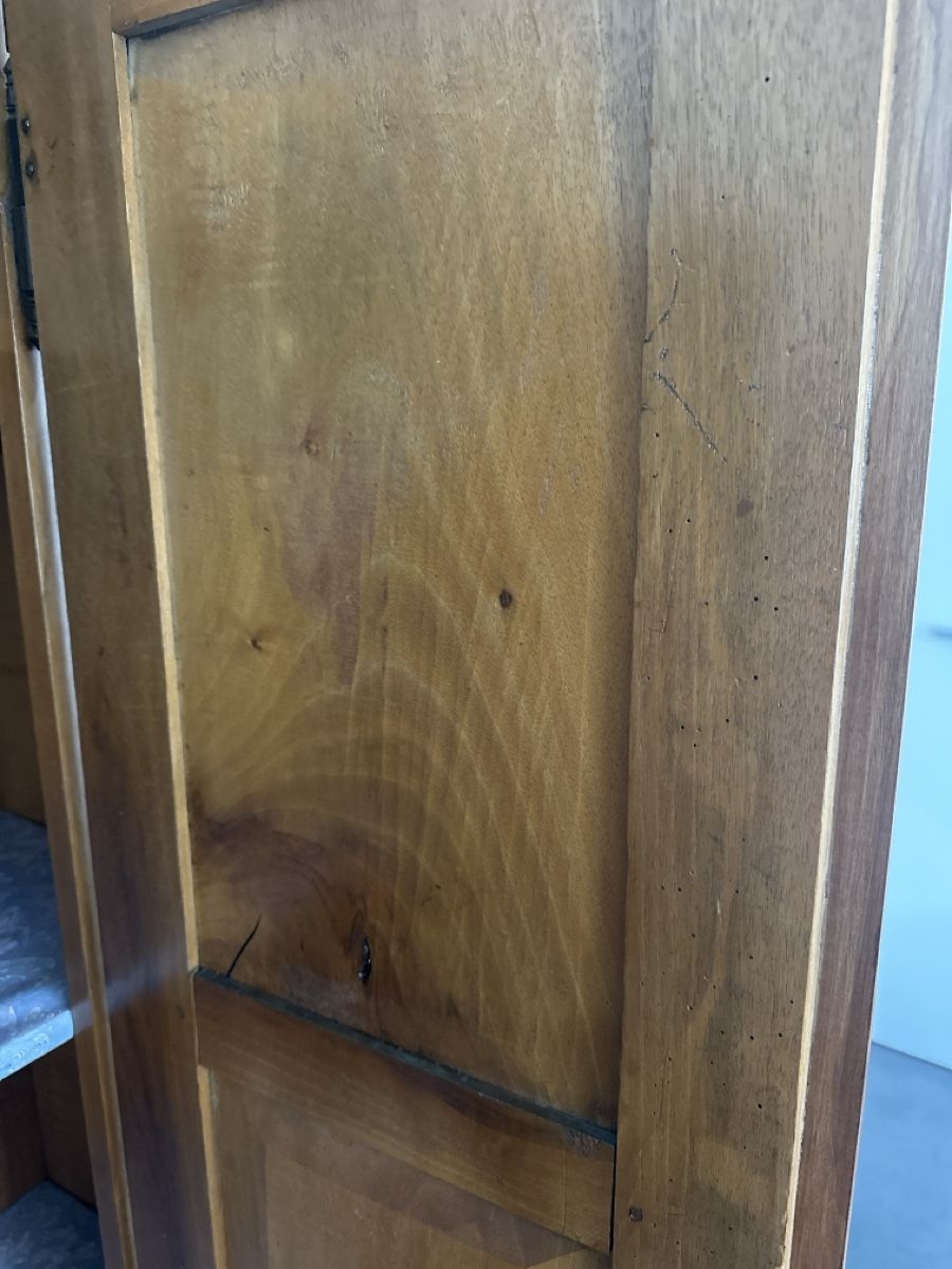Armadi: Antiker Nussbaumschrank – Usato da St. Gallen venduto da Ursula66 4