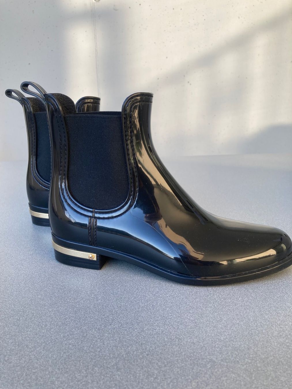 Navyboot Scarpe da donna: Navyboot Regenboots Schwarz. Gr.37 Regenstiefel anke Boots – Usato da Büron venduto da biclean 2