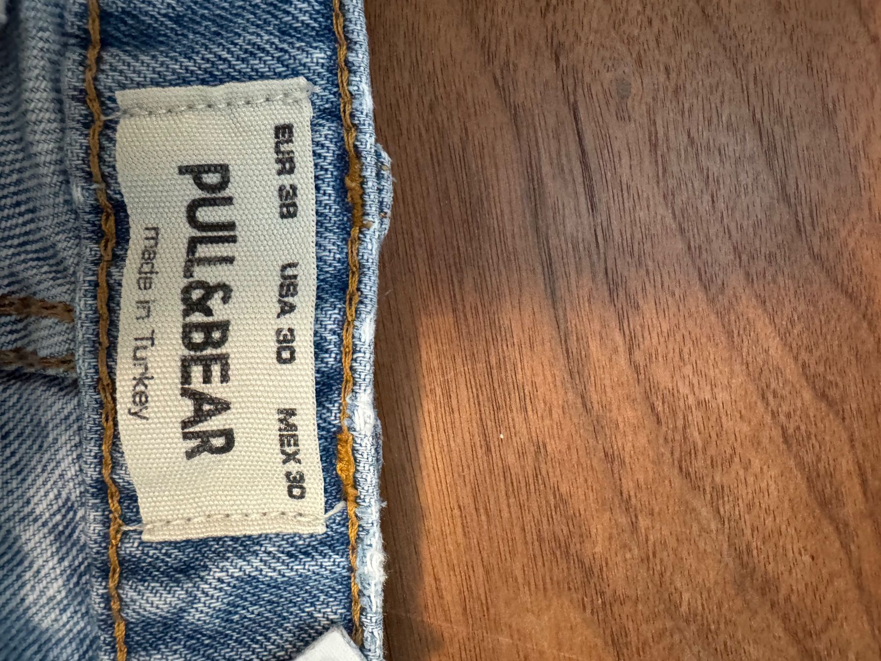 Pull&Bear Jeans: Jeans Pull&Bear hellblau Grösse 38 – Usato da Ganterschwil venduto da Sven_L 1