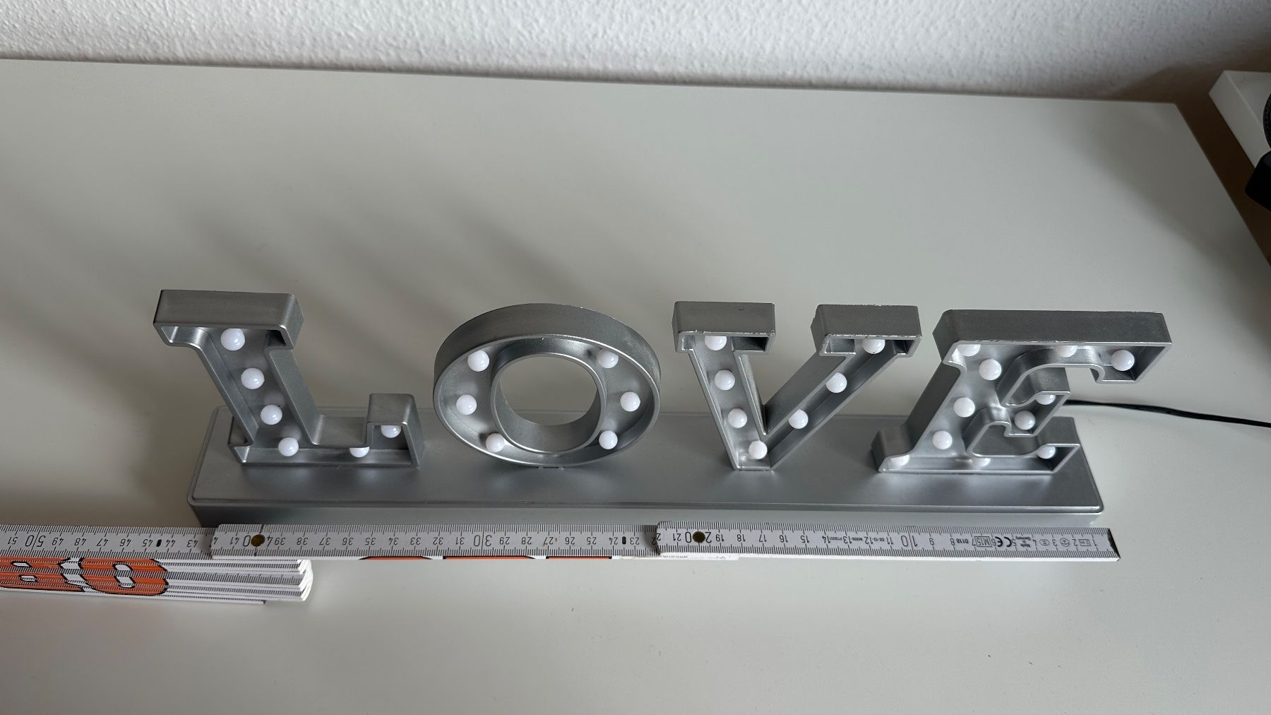 Lampen: Buchstabenlampe LOVE silberfarben – Gebraucht aus Thun von yvonne.95 1