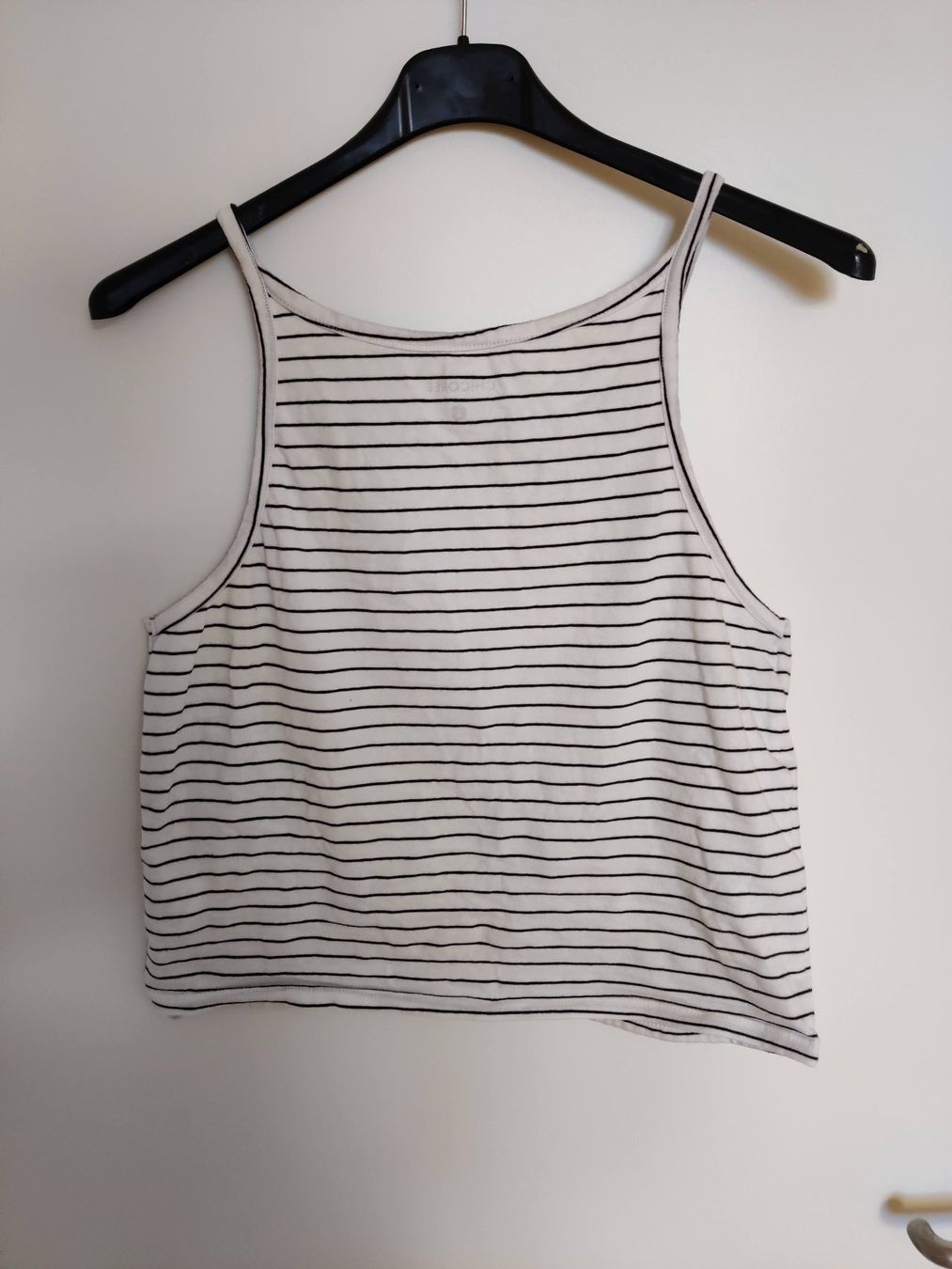 T-Shirts: Schönes Crop-Top, Chicoree, Gr. L – Gebraucht aus Birmensdorf ZH von Nebuliane 1
