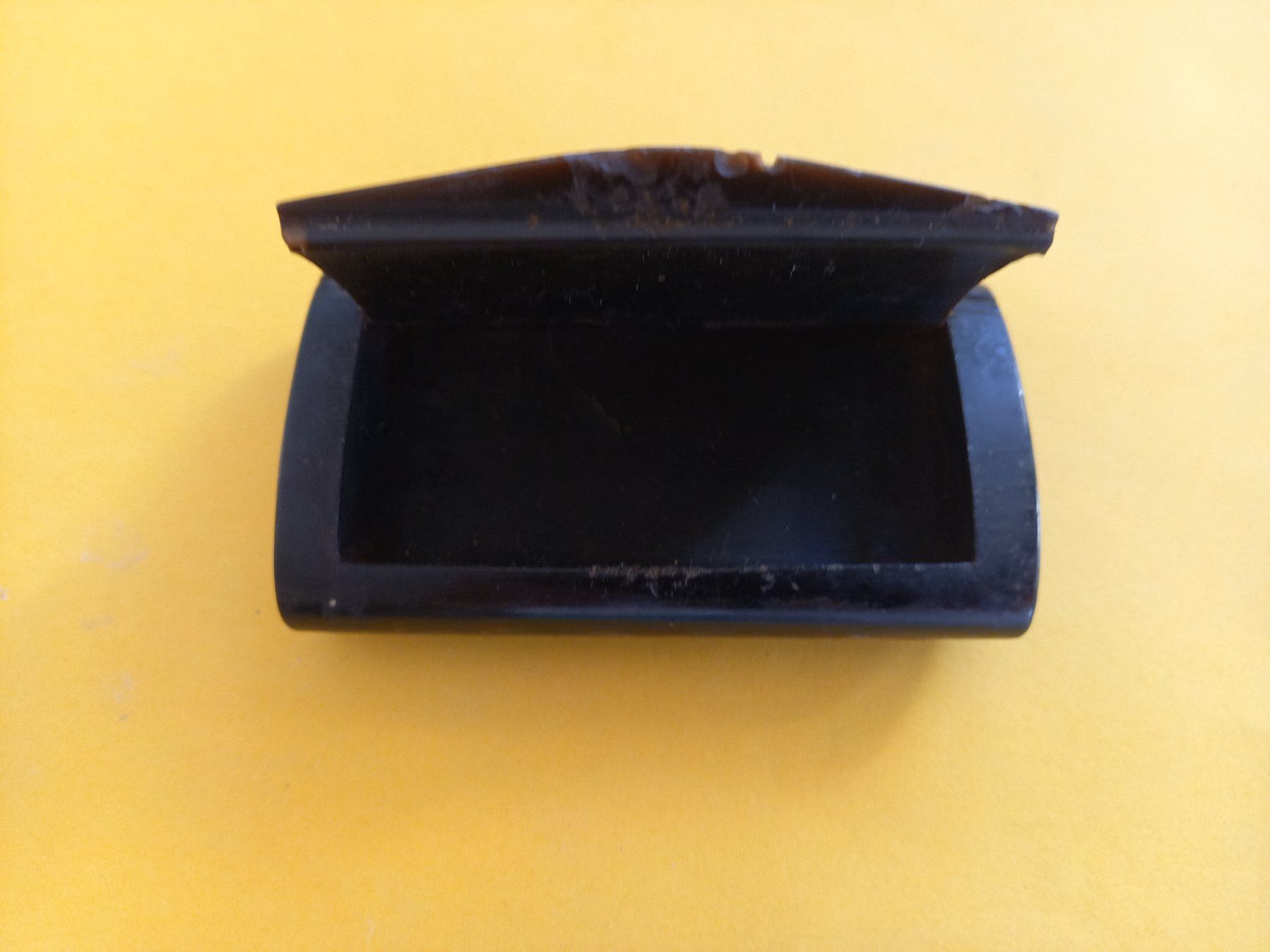 Altri Prodotti per fumatori: Tabatière ancienne en bois – Usato da Rossens FR venduto da Souris1 2