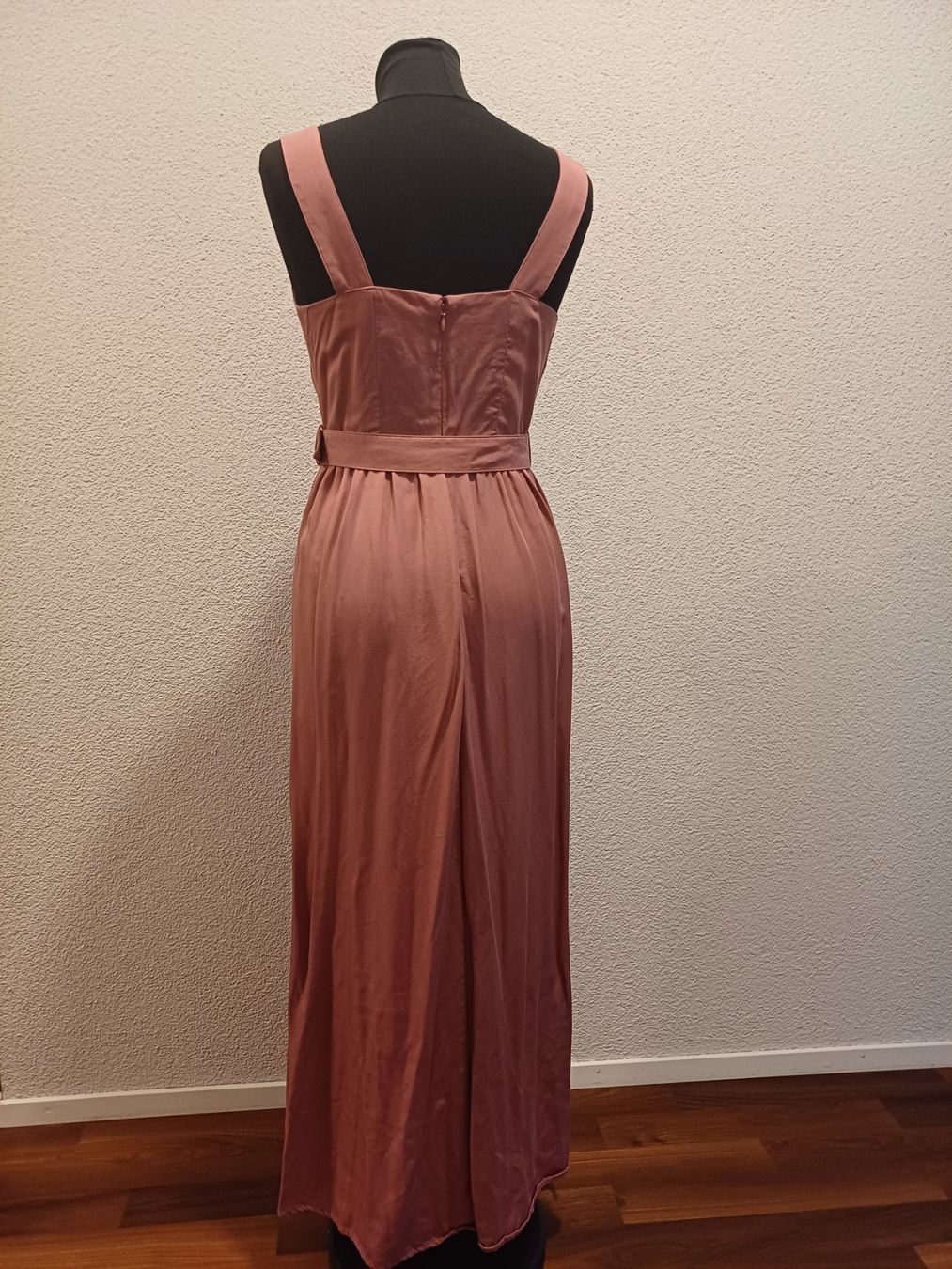 Robes: Kleid von Forever New Gr.34 – Neuf (Voir description) à Winterthur par Smily-_- 2