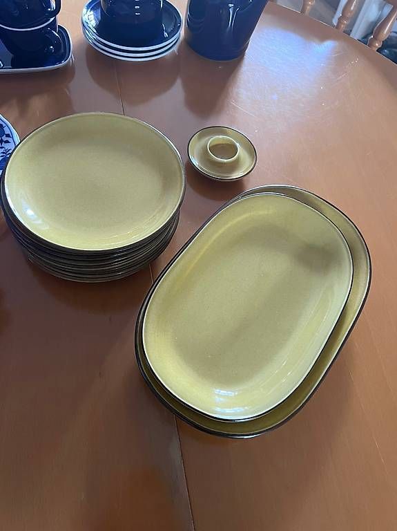 Spielzeuge: Rössligeschirr – Gebraucht aus Matten b. Interl von pulcedaqua 1