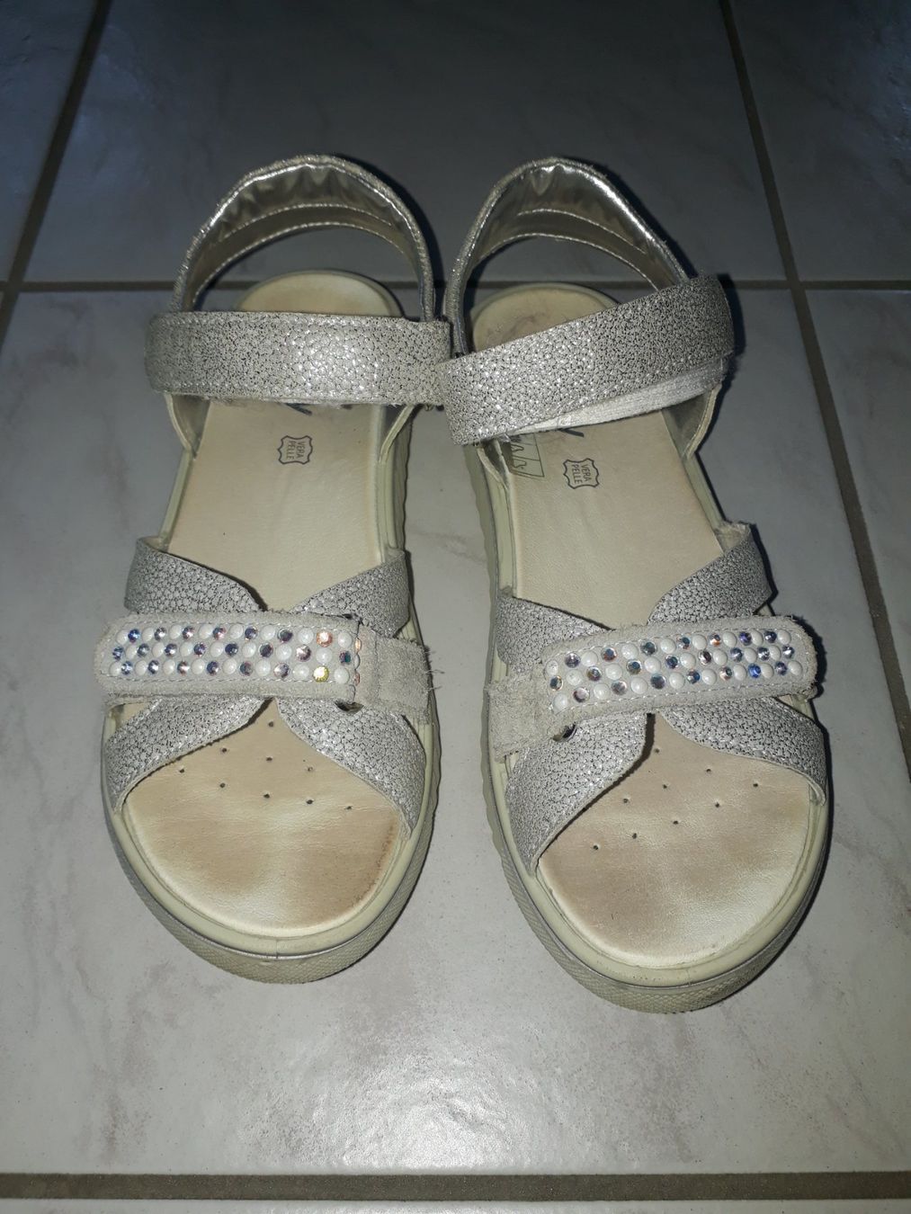 Scarpe per ragazze: Sandalen Mädchen Gr.36 – Usato da Biberist venduto da rospel