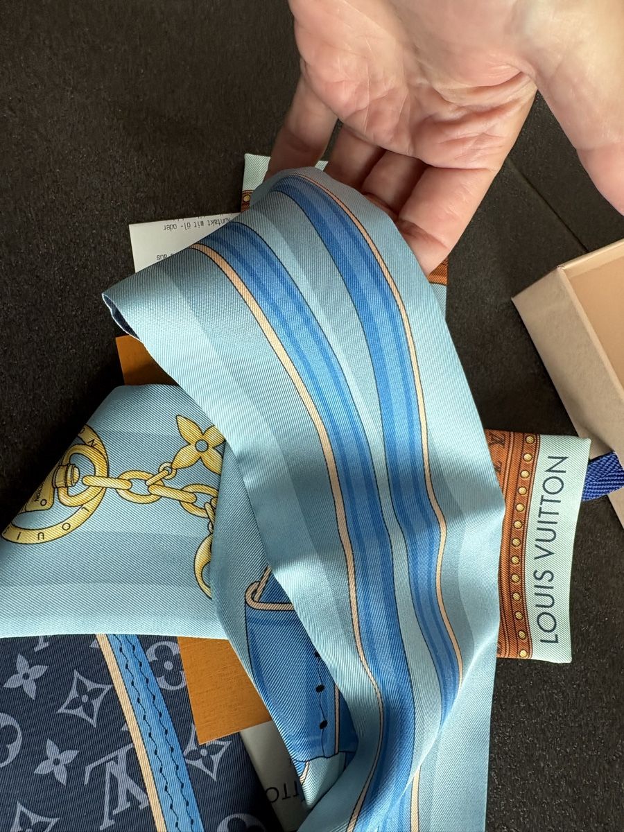 Louis Vuitton Foulard & Sciarpe: Louis Vuitton Badeau neu Full Set – Nuovo e nell'imballaggio originale da Fehren venduto da Frischki 5