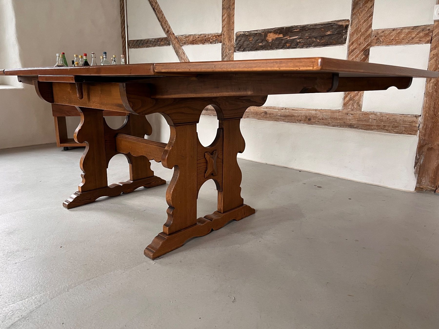 &Tradition Tische: Antiker Holztisch mit Schieferplatte – Gebraucht aus Alpnachstad von Hallo_22 4