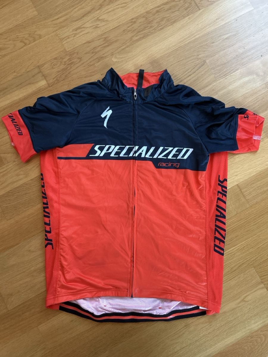 Specialized Canottiere & Pantaloni: Velotrikot Kurzarm – Usato da Rapperswil SG venduto da AndrePalu