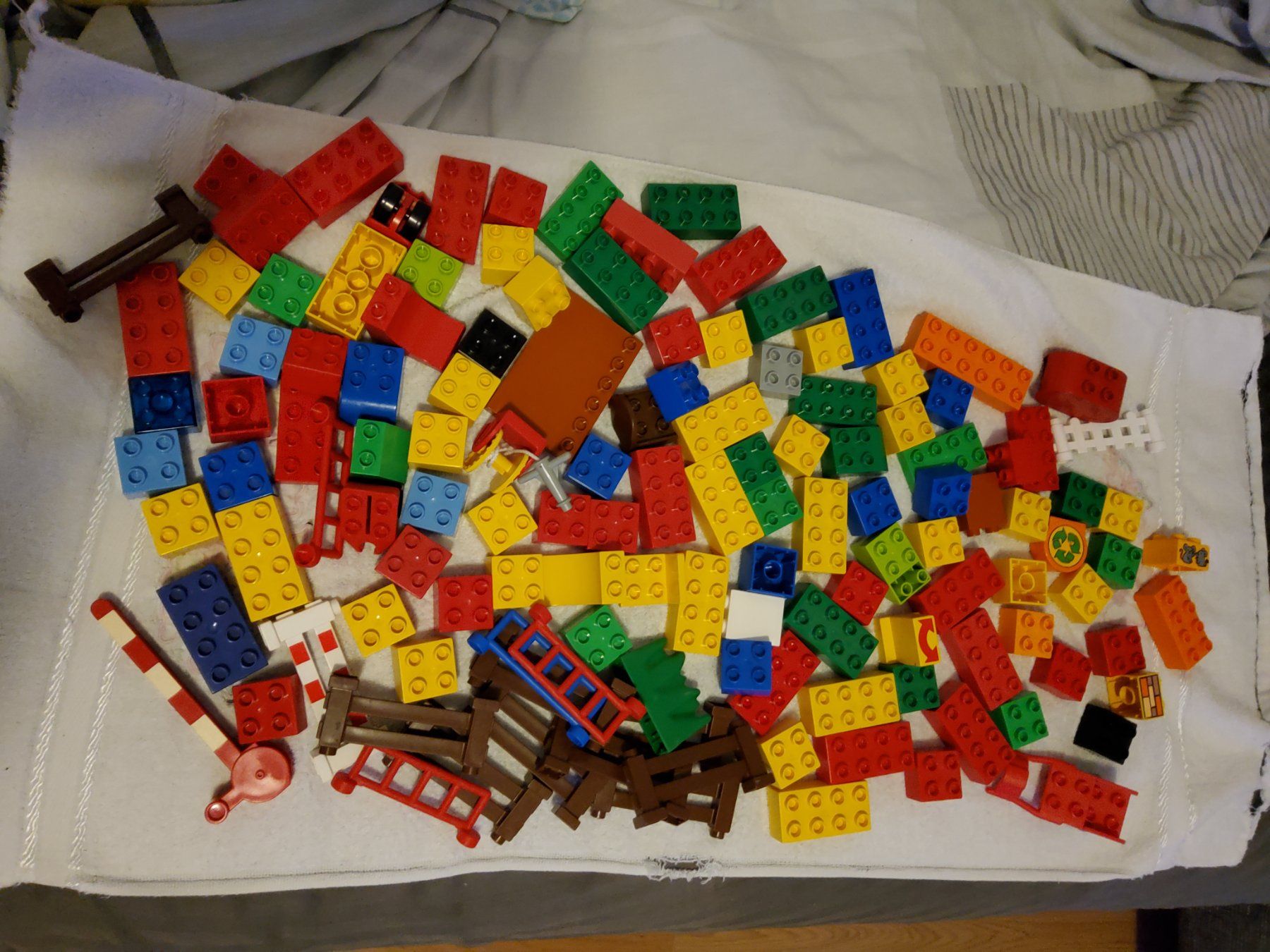 Lego Jouets: Lego duplo 130 teile – D'occasion à Zürich par Dalicelik