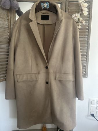 C und A Lange Jacke Grösse L Wildlederoptik Beige