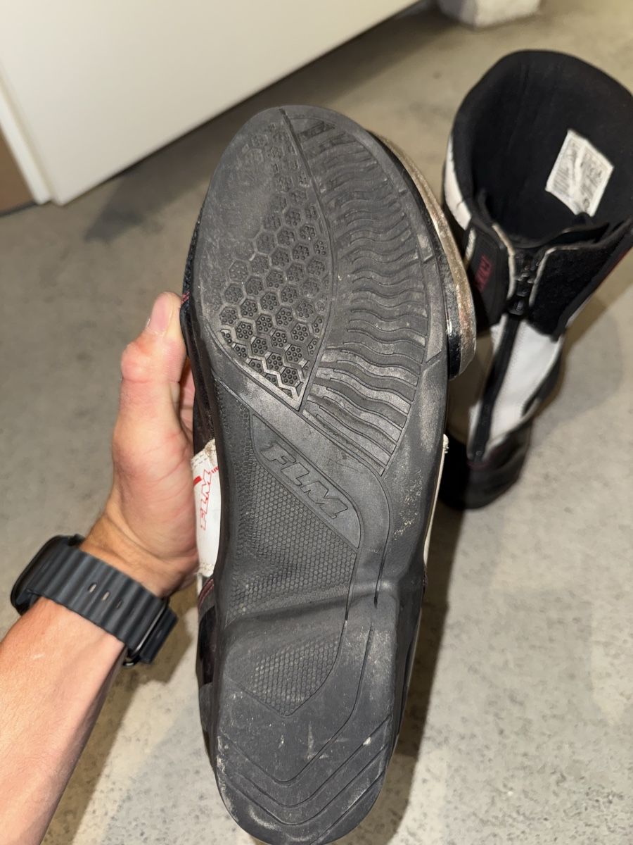 FLM Scarpe da uomo: Motorradstiefel FLM Grösse 42 – Usato da Schüpfheim venduto da Chris_1997 3
