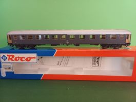 Roco Schnellzugwagen 1/2.Klasse der FS