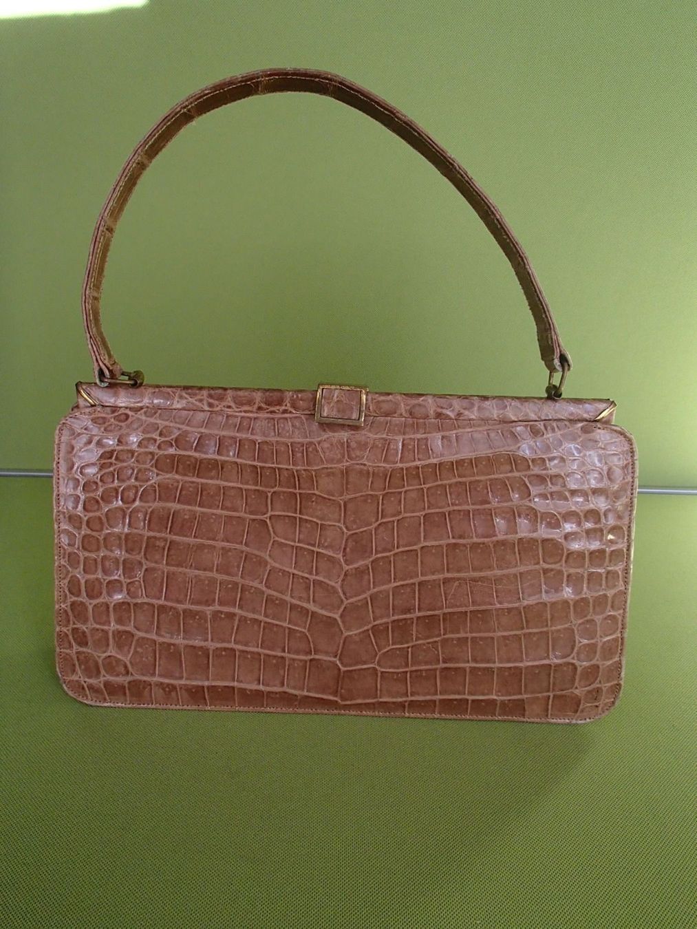 Taschen für Damen: hellbraune Vintage Krokotasche – Gebraucht aus Schöfflisdorf von pullux