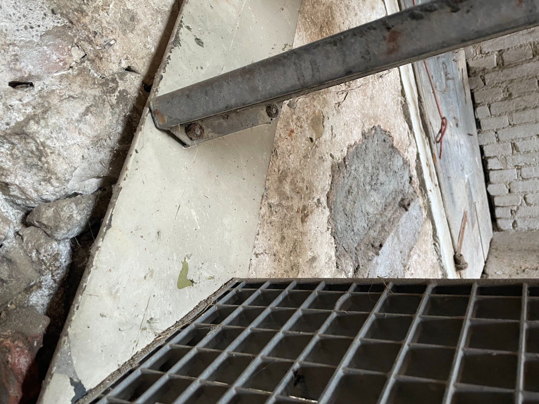 Scale: Metall - Treppe – Usato da Niederweningen venduto da mirabet 5