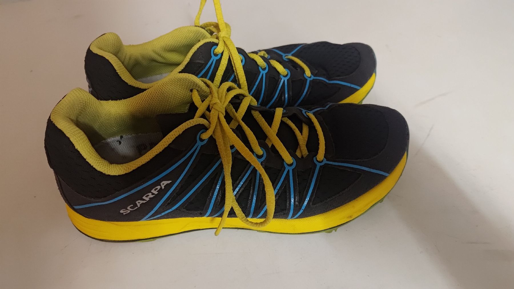 Scarpa Scarpe da uomo: Schuhe Running Scarpa 41 – Usato da Poschiavo venduto da Linuzzo80 5