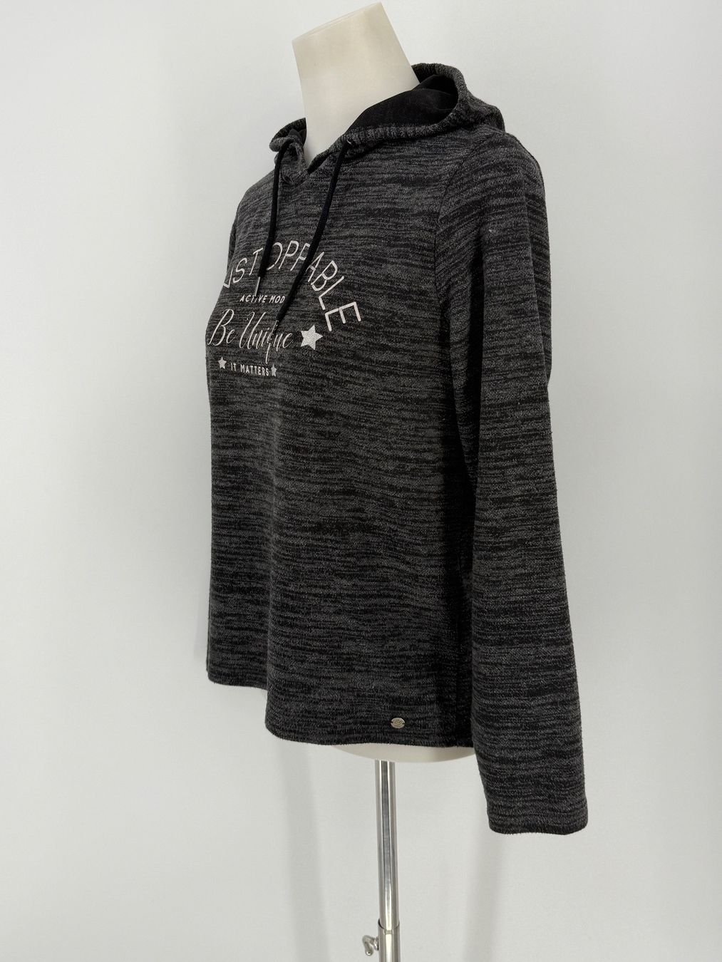 Pullover & Sweatshirts: Kapuzenpullover Gr. M/L von Losan – Gebraucht aus Auenstein von moin. 1