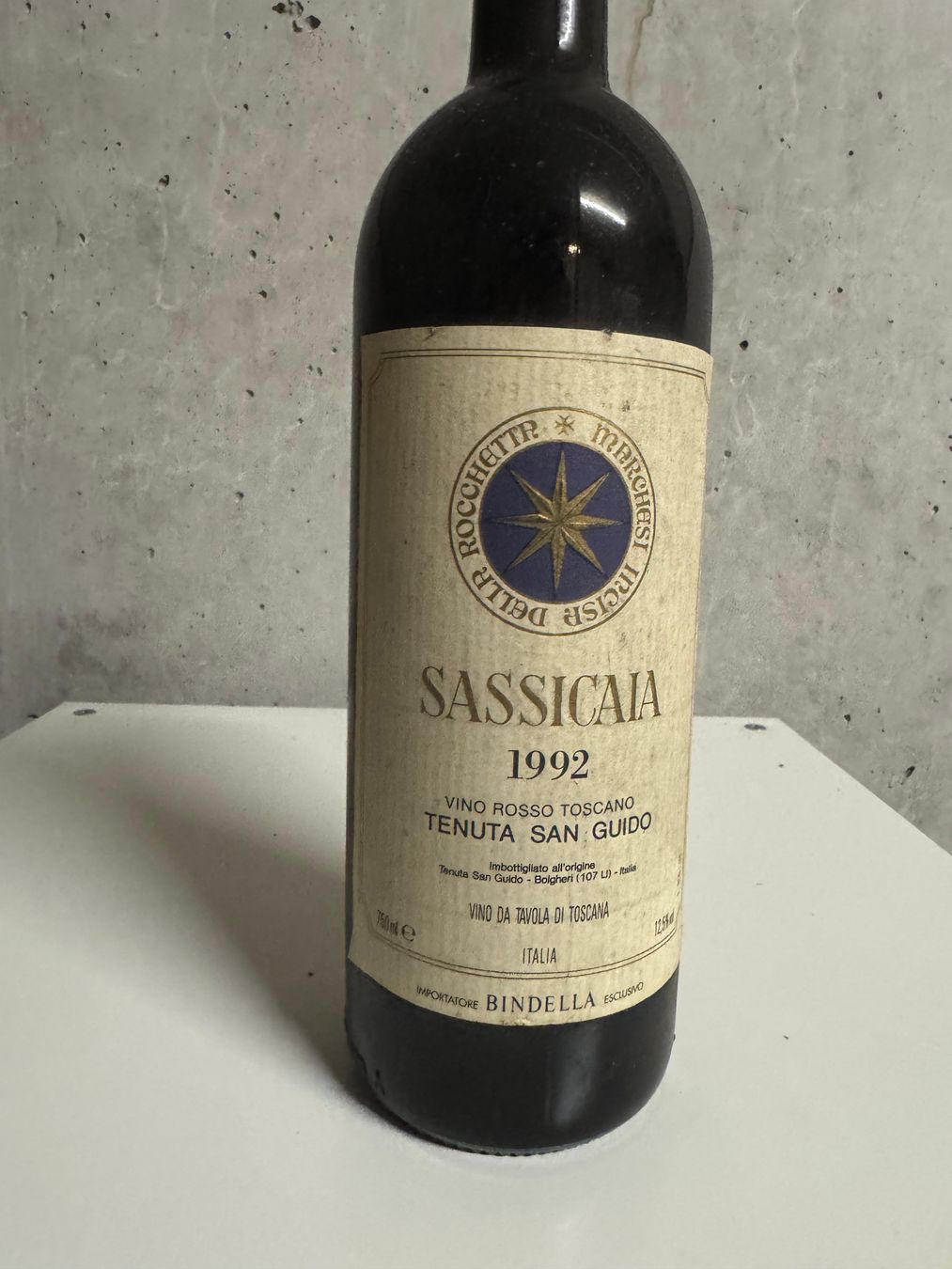 Sassicaia Wein: Sassicaia 1992 - Vin rouge toscan rare - Collectionneur – Neu und originalverpackt aus Villeneuve VD von lvi_6d8m