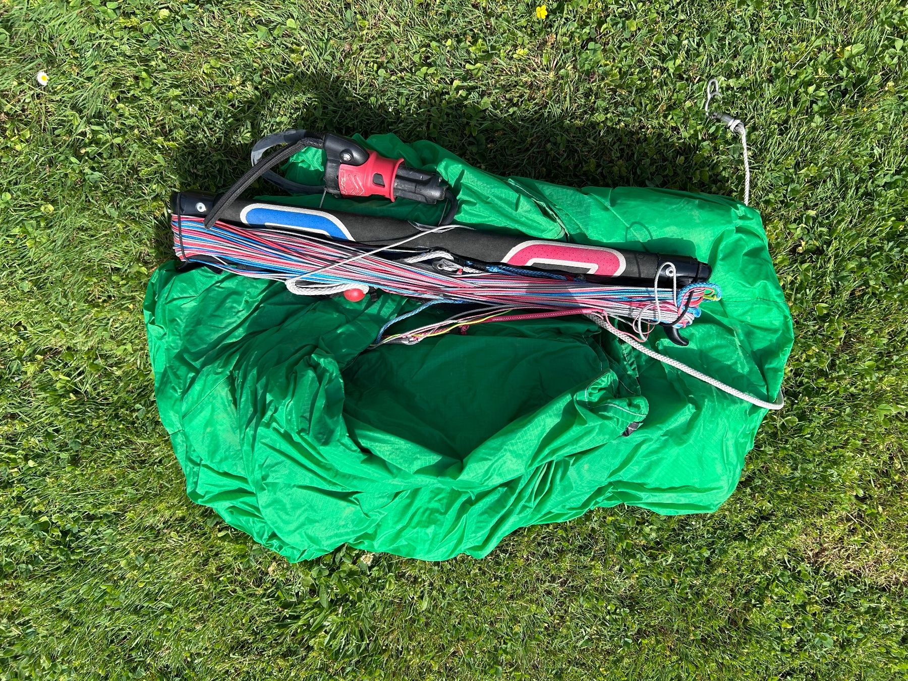 Kite: Ozone Access 10 Kite + Bar, gut erhalten, – Gebraucht aus Lotzwil von Rogerschuetz1979 2