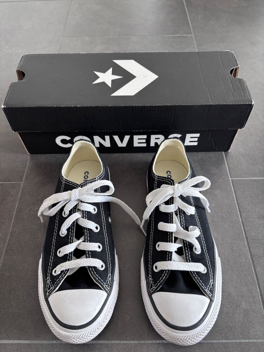 Converse Herrenschuhe: Converse All Star Gr.33 – Gebraucht aus Oberägeri von MariaLehman