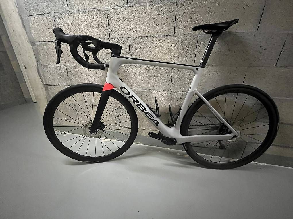 Biciclette: Orbea Orca carbone 2021 – Usato da Eysins venduto da cbe_qs6g