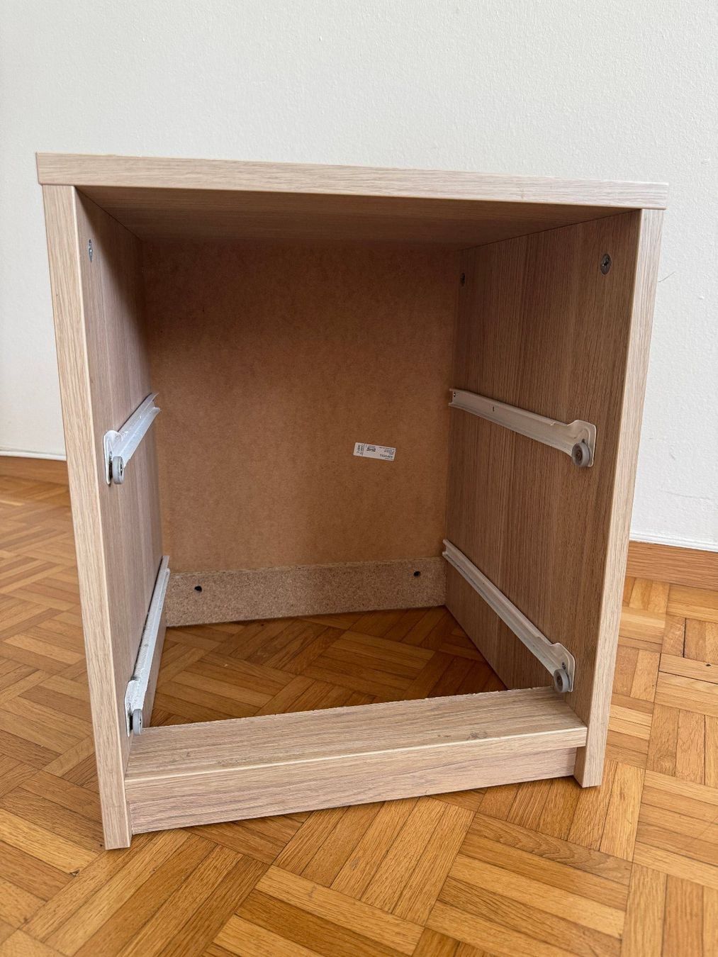 Ikea Comodini: Nachttisch Ikea (ASKVOLL) – Usato da Zürich venduto da mcl_78ql 2