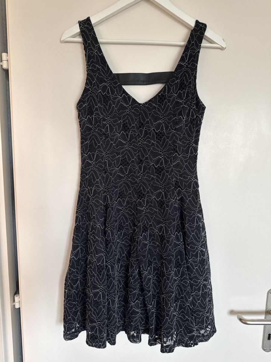 Vestiti: Robe vintage noire  – Nuovo (secondo la descrizione) da Crassier venduto da GGblue23515