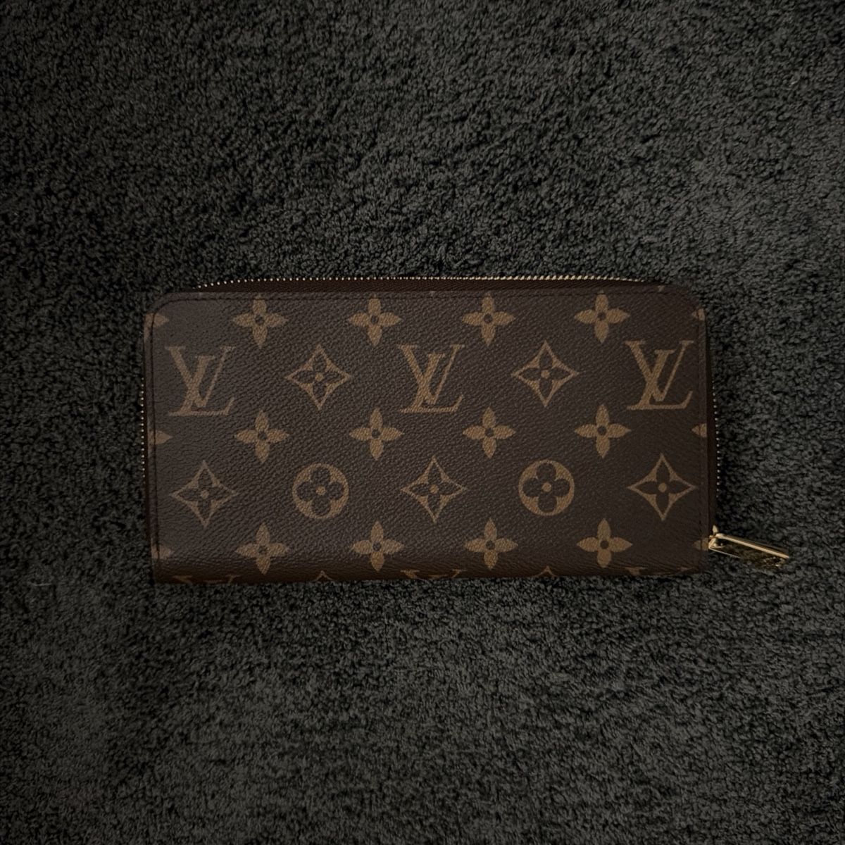 Louis Vuitton Portemonnaies: Louis Vuitton Brown Wallet  – Neuf (Voir description) à Sennhof par gab_6glm 1