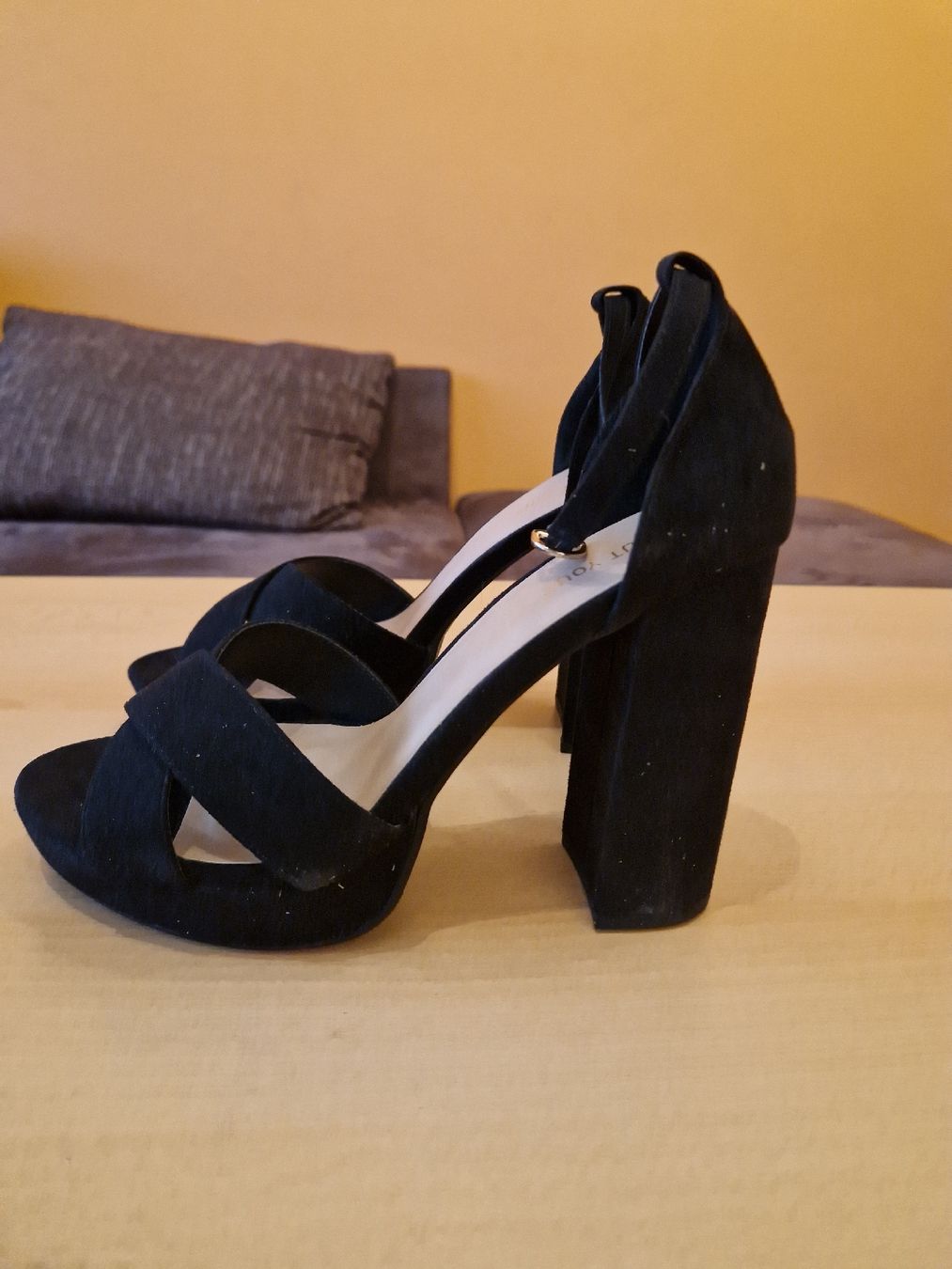 Damenschuhe: scarpe con tacco – Neu und originalverpackt aus Giornico von Vale_leo86 1