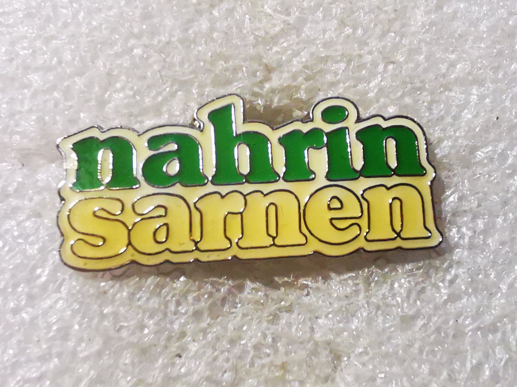 Placchette & Badge: Ansteckpin 118: Nahrin Sarnen – Usato da Oppligen venduto da Pin-Fall-Shop