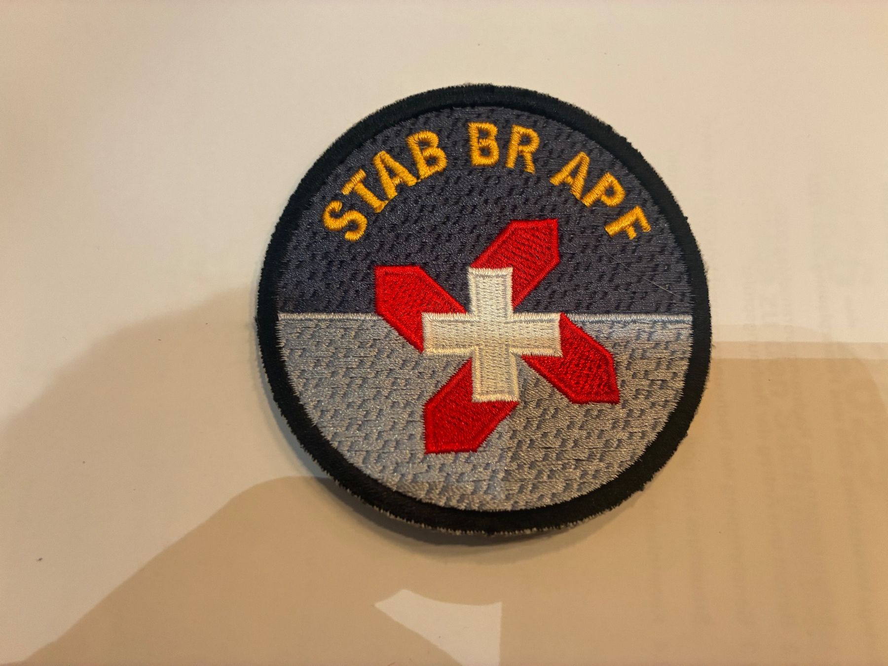 Schweizer Armee Toppe: Badge Stab Br APF – Usato da Oberiberg venduto da stab