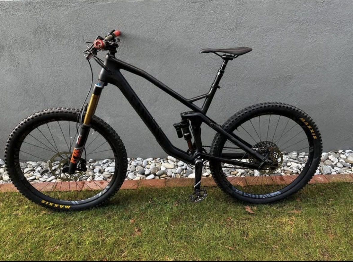 Canyon Biciclette: Canyon Strive CF 9.0 Race 2017 stealth  Grösse L – Usato da Amriswil venduto da Ka_Sc