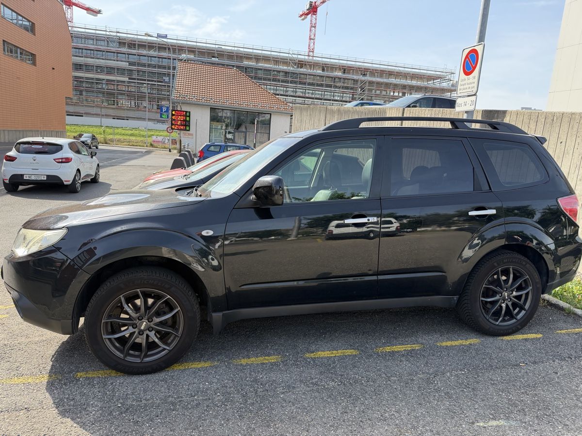 Subaru Automobili: SUBARU Forester2.OTD AWD – Difettoso da La Chaux-de-Fonds venduto da Transportchezmax