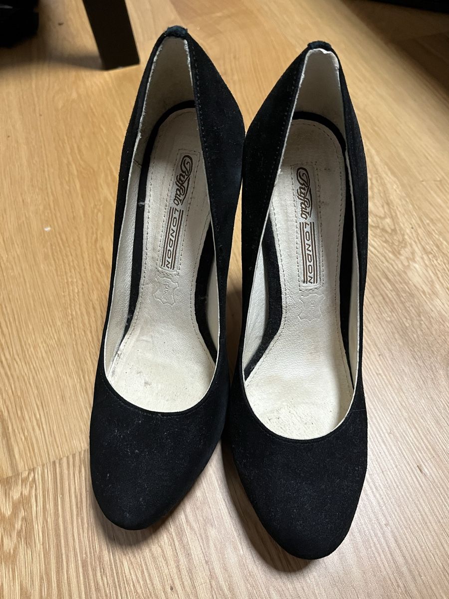 Buffalo Scarpe da donna: High Heel Pumps Buffalo – Usato da Uster venduto da Kalici1 1