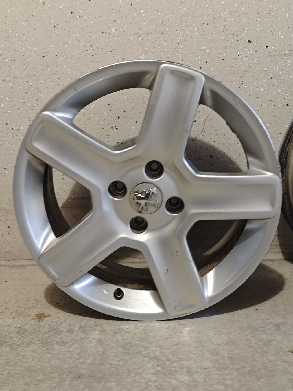Peugeot Cerchioni: Felgen Peugeot Challenger 2 – Usato da Spiez venduto da G555CS 1