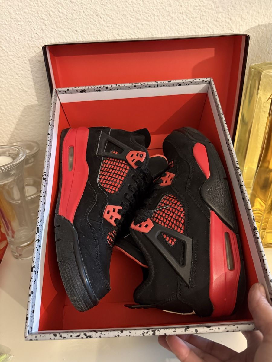 Jordan Scarpe da uomo: AIR JORDAN 4 RETRO (GS) – Nuovo (secondo la descrizione) da Lausanne venduto da Tounitz 2