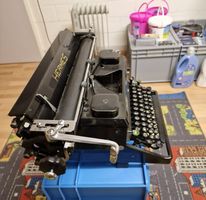 Hermes Schreibmaschine wahrscheinlich defekt