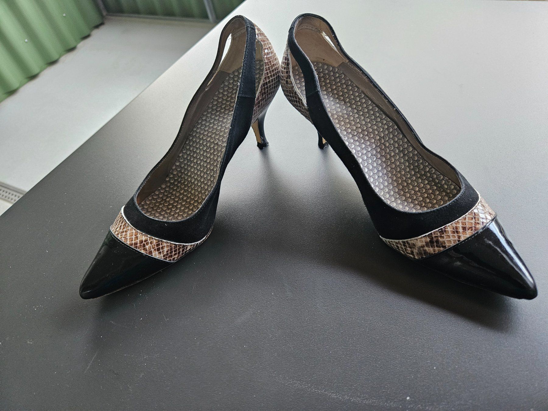 Scarpe da donna: Pumps gemustert – Usato da Basel venduto da wurzelstein